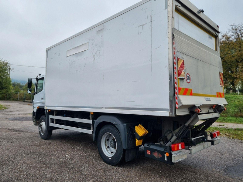 Mercedes-Benz ATEGO 1323 4x4 Refrigerated CARRIER XARIOS 600MT + Tail Lift - 냉동탑차 : 사진 3 Mercedes-Benz ATEGO 1323 4x4 Refrigerated CARRIER XARIOS 600MT + Tail Lift - 냉동탑차 : 사진 3