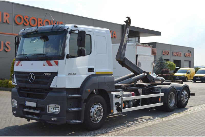 Mercedes-Benz AXOR 2543 HOOK JANCO HS20 14T KLIMA WEBASTO Bed Steering Axle Au - 후크 리프트 트럭 : 사진 1 Mercedes-Benz AXOR 2543 HOOK JANCO HS20 14T KLIMA WEBASTO Bed Steering Axle Au - 후크 리프트 트럭 : 사진 1