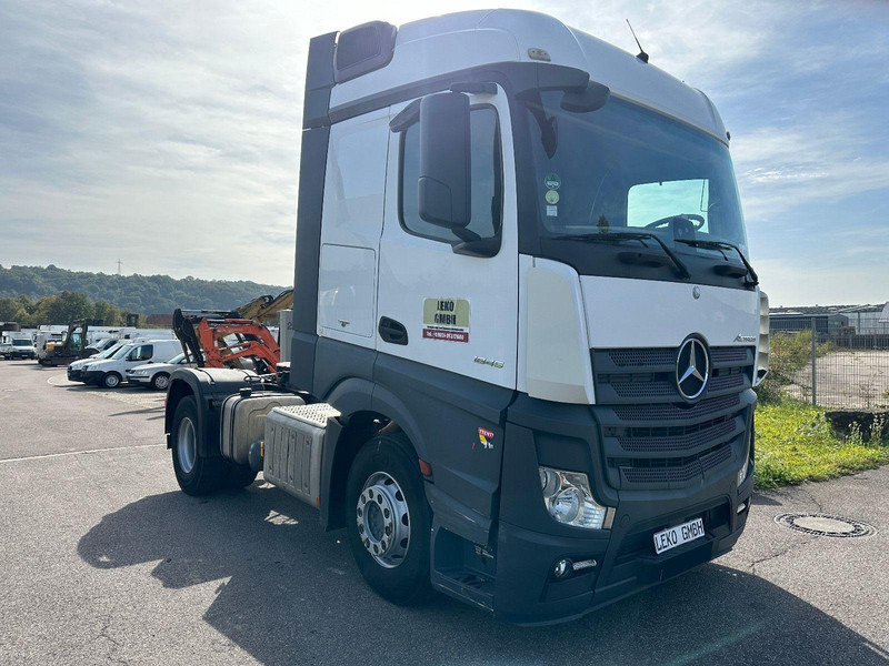 Mercedes-Benz Actros 1845 - 트랙터 유닛 : 사진 1 Mercedes-Benz Actros 1845 - 트랙터 유닛 : 사진 1