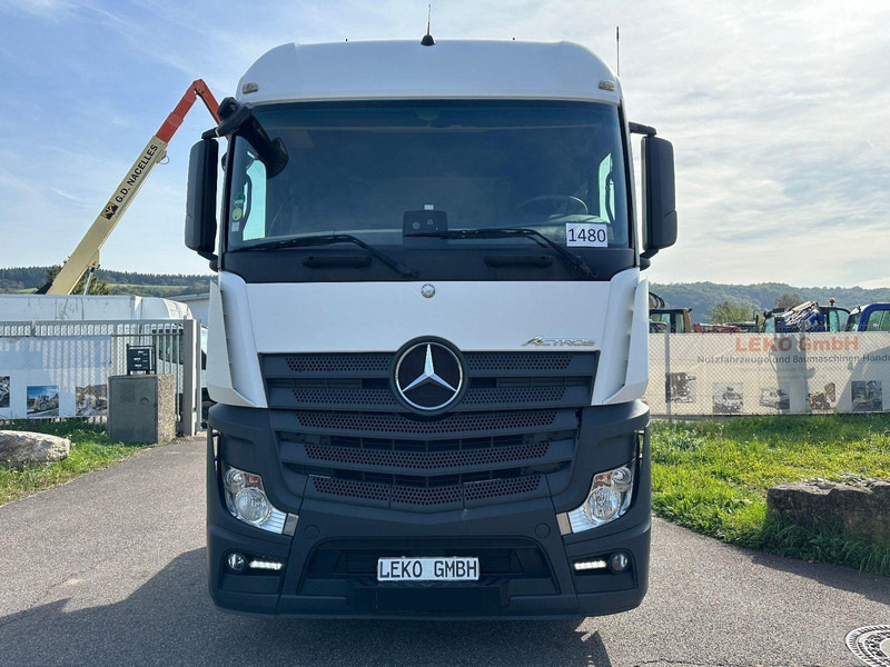 Mercedes-Benz Actros 1845 - 트랙터 유닛 : 사진 2 Mercedes-Benz Actros 1845 - 트랙터 유닛 : 사진 2