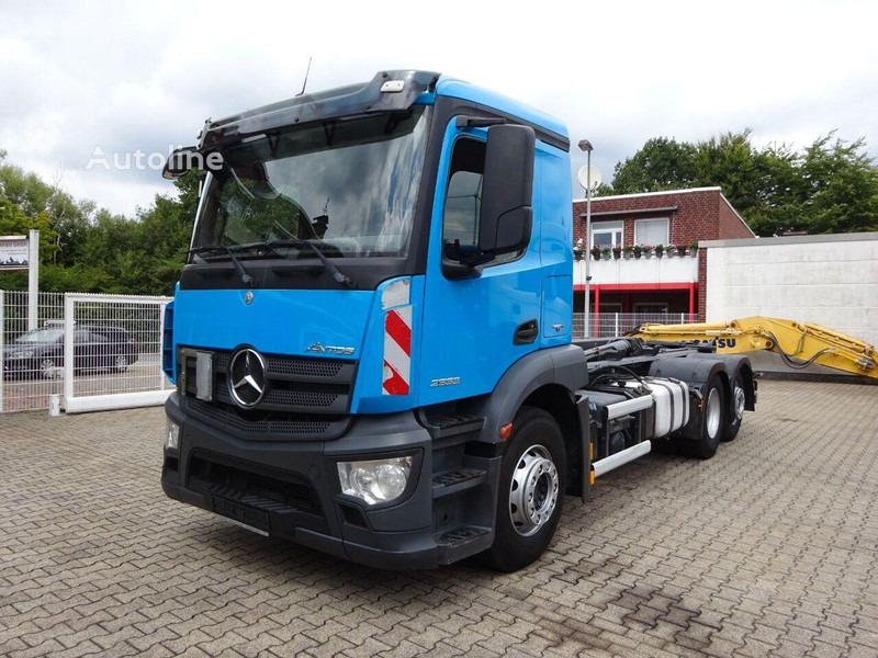 Mercedes-Benz Antos 2533 - Hook lift truck 6x2 - 후크 리프트 트럭 : 사진 1 Mercedes-Benz Antos 2533 - Hook lift truck 6x2 - 후크 리프트 트럭 : 사진 1