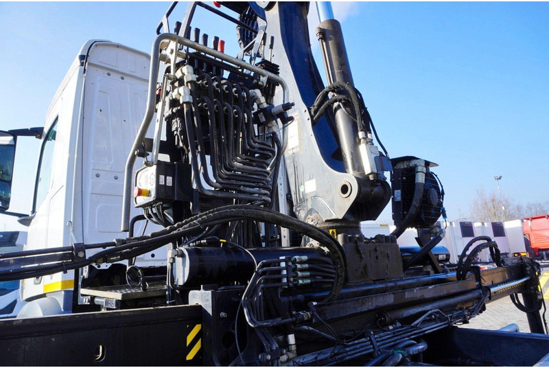 리스 Mercedes-Benz Arocs 1833 3-Way Tipper Crane HIAB X-DUO 128 B Mercedes-Benz Arocs 1833 3-Way Tipper Crane HIAB X-DUO 128 B : 사진 17