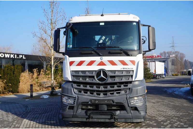 Mercedes-Benz Arocs 1833 3-Way Tipper Crane HIAB X-DUO 128 B - 덤프트럭, 크레인 트럭 : 사진 4 Mercedes-Benz Arocs 1833 3-Way Tipper Crane HIAB X-DUO 128 B - 덤프트럭, 크레인 트럭 : 사진 4
