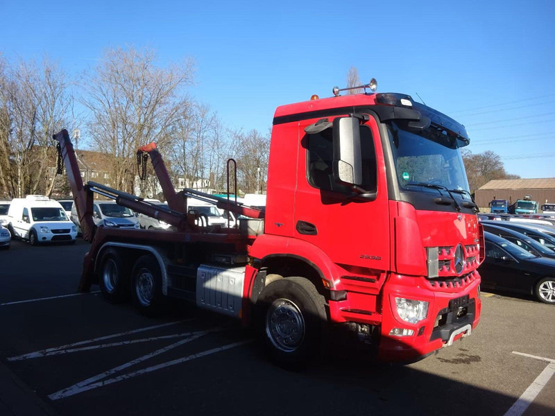 Mercedes-Benz Arocs 2536 - Meiller AK 16 MT Absetzkipper - 스킵 로더 트럭 : 사진 2 Mercedes-Benz Arocs 2536 - Meiller AK 16 MT Absetzkipper - 스킵 로더 트럭 : 사진 2