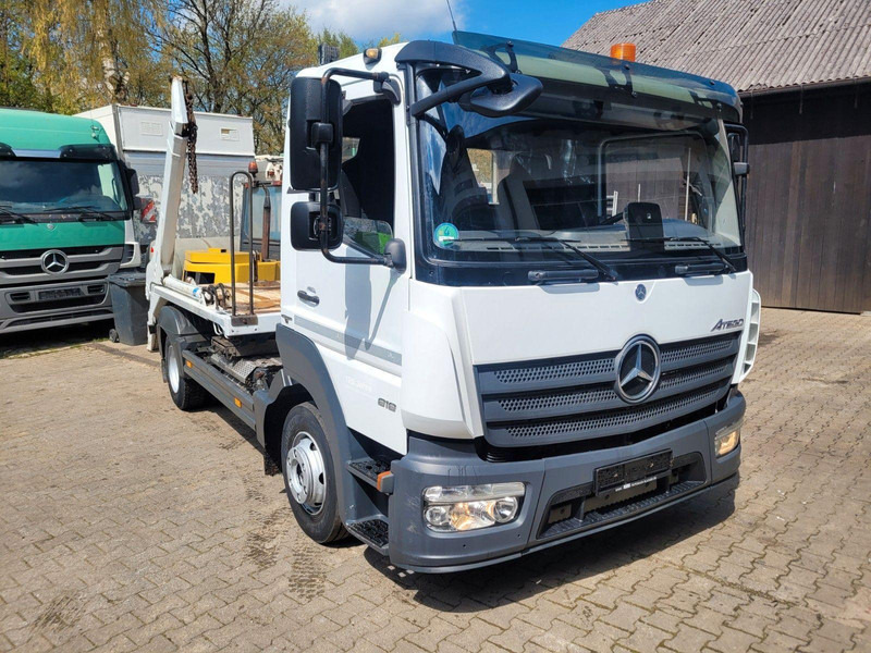 Mercedes-Benz Atego 818 Skip loader - 스킵 로더 트럭 : 사진 2 Mercedes-Benz Atego 818 Skip loader - 스킵 로더 트럭 : 사진 2