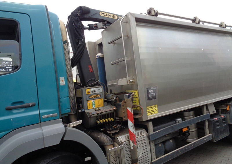 Mercedes-Benz Axor 1824 Tipper Crane Palfinger PK 4501 - 덤프트럭, 크레인 트럭 : 사진 3 Mercedes-Benz Axor 1824 Tipper Crane Palfinger PK 4501 - 덤프트럭, 크레인 트럭 : 사진 3