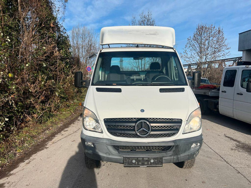 Mercedes-Benz SPRINTER 519 - 트랙터 유닛 : 사진 2 Mercedes-Benz SPRINTER 519 - 트랙터 유닛 : 사진 2