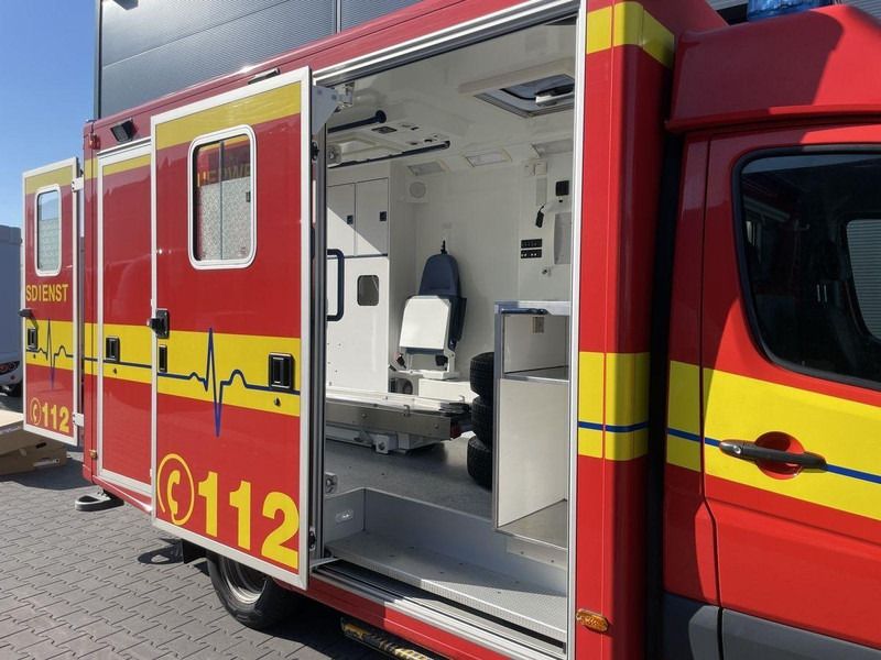 Mercedes-Benz Sprinter 516 CDI Ambulance car - 구급차 : 사진 5 Mercedes-Benz Sprinter 516 CDI Ambulance car - 구급차 : 사진 5