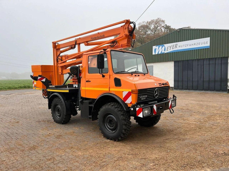 Mercedes-Benz Unimog 1200 4x4 - Lifting basket - 트럭, 크레인 트럭 : 사진 2 Mercedes-Benz Unimog 1200 4x4 - Lifting basket - 트럭, 크레인 트럭 : 사진 2