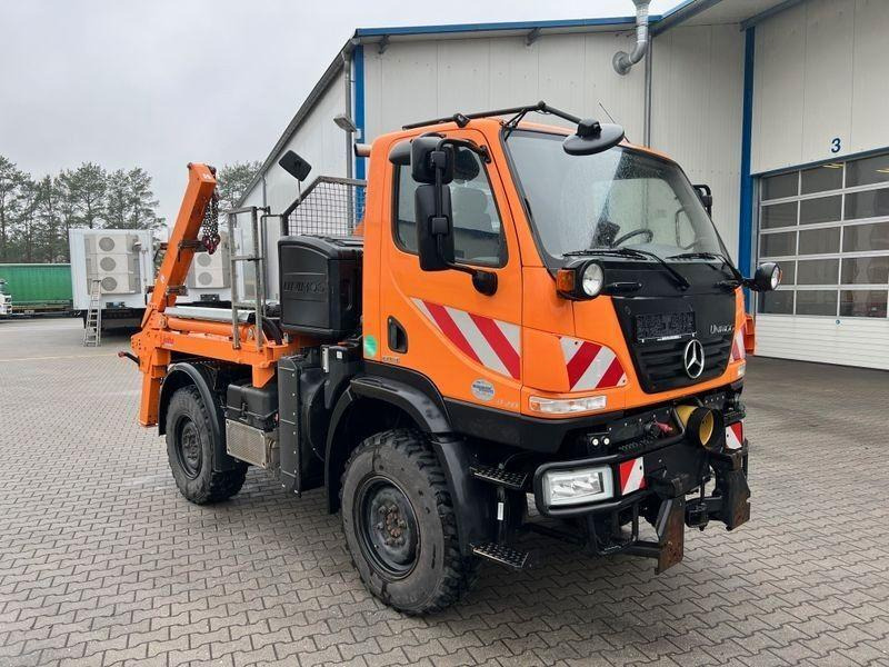 Mercedes-Benz Unimog U 20 4x4 Skip loader - 스킵 로더 트럭 : 사진 1 Mercedes-Benz Unimog U 20 4x4 Skip loader - 스킵 로더 트럭 : 사진 1