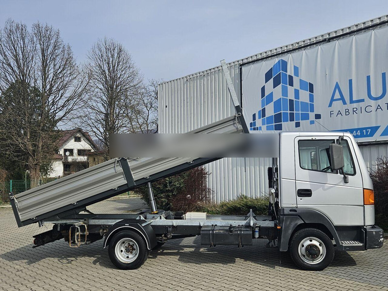 덤프 밴 Nissan Atleon 35.110 3 way tipper : 사진 6 덤프 밴 Nissan Atleon 35.110 3 way tipper : 사진 6