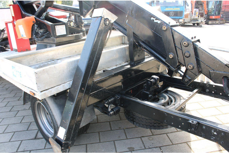 Nissan Cabstar E 120 Sequani Z20 - 20 meter - 트럭, 크레인 트럭 : 사진 5 Nissan Cabstar E 120 Sequani Z20 - 20 meter - 트럭, 크레인 트럭 : 사진 5