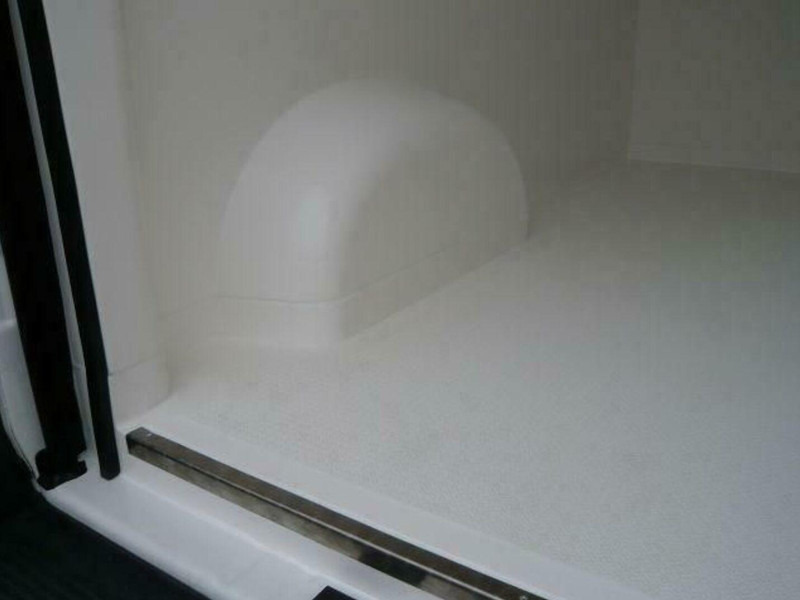 Peugeot Boxer BlueHDI 35 L2H2 Hűtős furgon Frigosoft 4500 - 냉동 밴 : 사진 3 Peugeot Boxer BlueHDI 35 L2H2 Hűtős furgon Frigosoft 4500 - 냉동 밴 : 사진 3