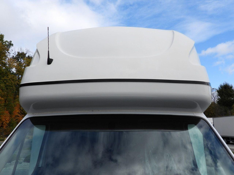 커튼 사이드 밴 Renault MASTER PLANDEKA WINDA 10 PALET TEMPOMAT LEDY KLIMATYZACJA 165KM : 사진 17 커튼 사이드 밴 Renault MASTER PLANDEKA WINDA 10 PALET TEMPOMAT LEDY KLIMATYZACJA 165KM : 사진 17