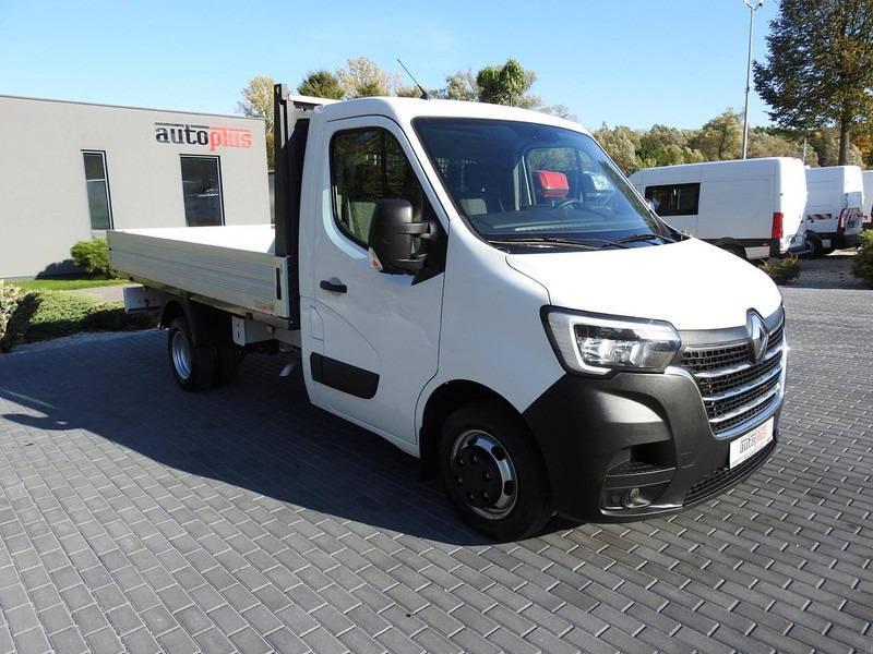 Renault MASTER SKRZYNIA TEMPOMAT KLIMATYZACJA LEDY BLIŹNIACZE KOŁA 130K - 플랫베드 밴 : 사진 4 Renault MASTER SKRZYNIA TEMPOMAT KLIMATYZACJA LEDY BLIŹNIACZE KOŁA 130K - 플랫베드 밴 : 사진 4