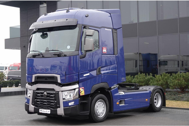 Renault T 520 / 13 L / RETARDER / I-PARK COOL / SKÓRY / PO KONTRAKCIE SE - 트랙터 유닛 : 사진 4 Renault T 520 / 13 L / RETARDER / I-PARK COOL / SKÓRY / PO KONTRAKCIE SE - 트랙터 유닛 : 사진 4