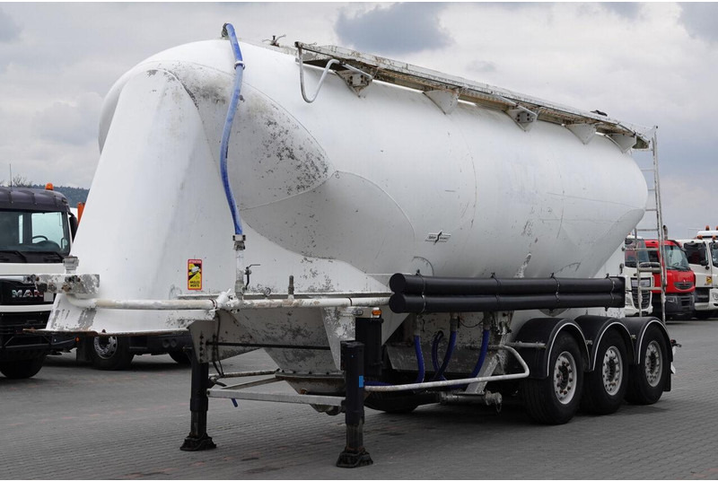 SPITZER CEMENTONACZEPA / 37 000 L / SILOS / 3 KOMORY / OSIE SAF / ALUFEL - 사일로 세미 트레일러 : 사진 2 SPITZER CEMENTONACZEPA / 37 000 L / SILOS / 3 KOMORY / OSIE SAF / ALUFEL - 사일로 세미 트레일러 : 사진 2