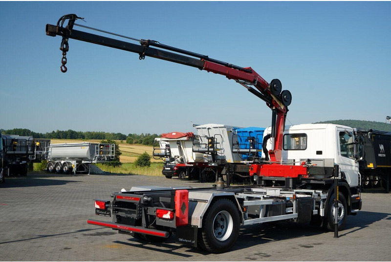 Scania P 280 / 4X2 / SIŁOWNIK DO WYWROTU / + HDS HMF 635 / UDŹWIG 1 500 - 덤프트럭 : 사진 4 Scania P 280 / 4X2 / SIŁOWNIK DO WYWROTU / + HDS HMF 635 / UDŹWIG 1 500 - 덤프트럭 : 사진 4