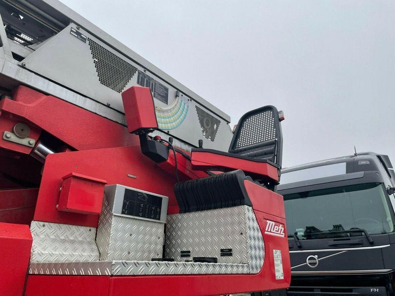 Scania P94-300 Emelőkosaras 33m - 트럭, 크레인 트럭 : 사진 5 Scania P94-300 Emelőkosaras 33m - 트럭, 크레인 트럭 : 사진 5
