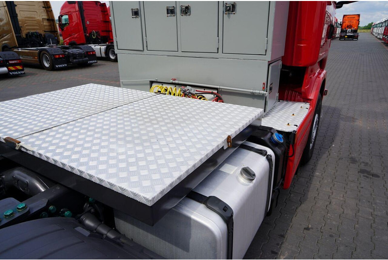 트랙터 유닛 Scania R 580 / V8 / 6x4 / DMC: 150.000 KG / RETARDER / I-PARK COOL / PE : 사진 18 트랙터 유닛 Scania R 580 / V8 / 6x4 / DMC: 150.000 KG / RETARDER / I-PARK COOL / PE : 사진 18