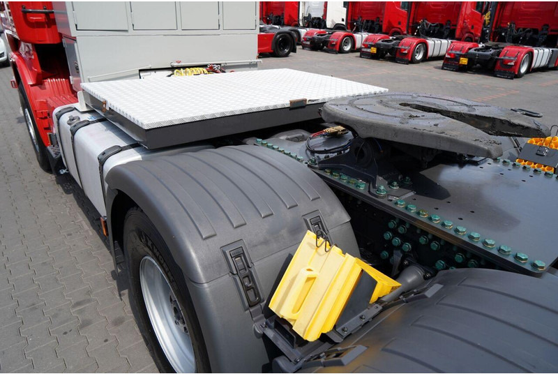 트랙터 유닛 Scania R 580 / V8 / 6x4 / DMC: 150.000 KG / RETARDER / I-PARK COOL / PE : 사진 14 트랙터 유닛 Scania R 580 / V8 / 6x4 / DMC: 150.000 KG / RETARDER / I-PARK COOL / PE : 사진 14