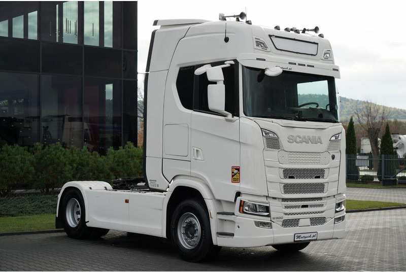 Scania S 500 / RETARDER / I-PARK COOL / FULL AIRMATIC / SKÓRY / - 트랙터 유닛 : 사진 4 Scania S 500 / RETARDER / I-PARK COOL / FULL AIRMATIC / SKÓRY / - 트랙터 유닛 : 사진 4