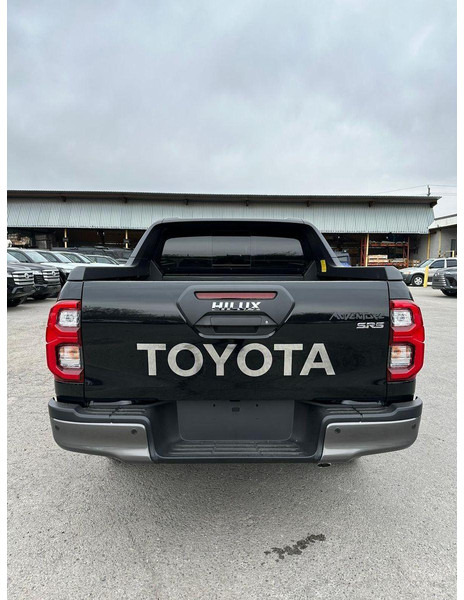 Toyota Hilux Armored SUV - SUV : 사진 4 Toyota Hilux Armored SUV - SUV : 사진 4