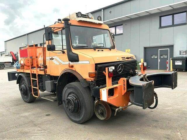 Unimog 1650 ZAGRO SCHIENEN TWO WAY RAIL ROAD - 정원 경운기 : 사진 1 Unimog 1650 ZAGRO SCHIENEN TWO WAY RAIL ROAD - 정원 경운기 : 사진 1