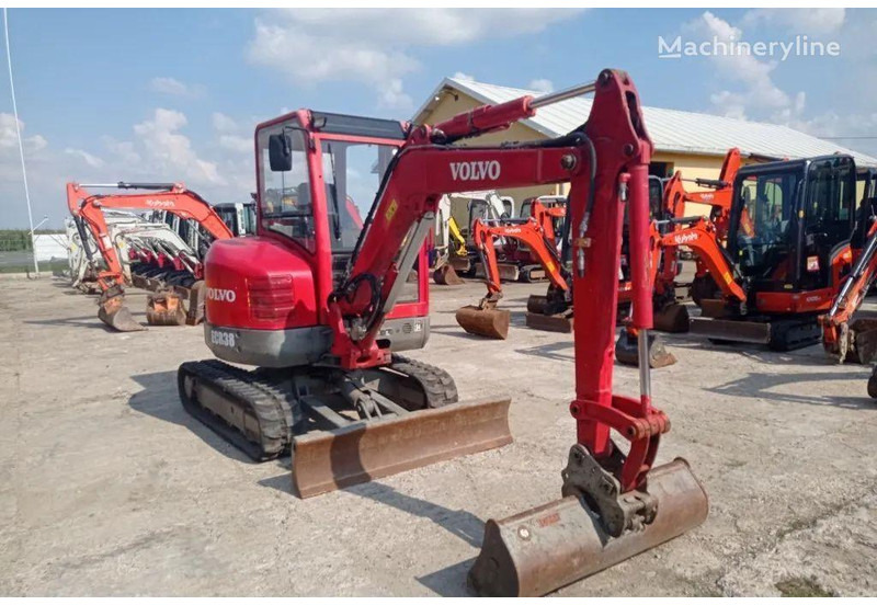 Volvo ECR 38 - 미니 굴삭기 : 사진 3 Volvo ECR 38 - 미니 굴삭기 : 사진 3