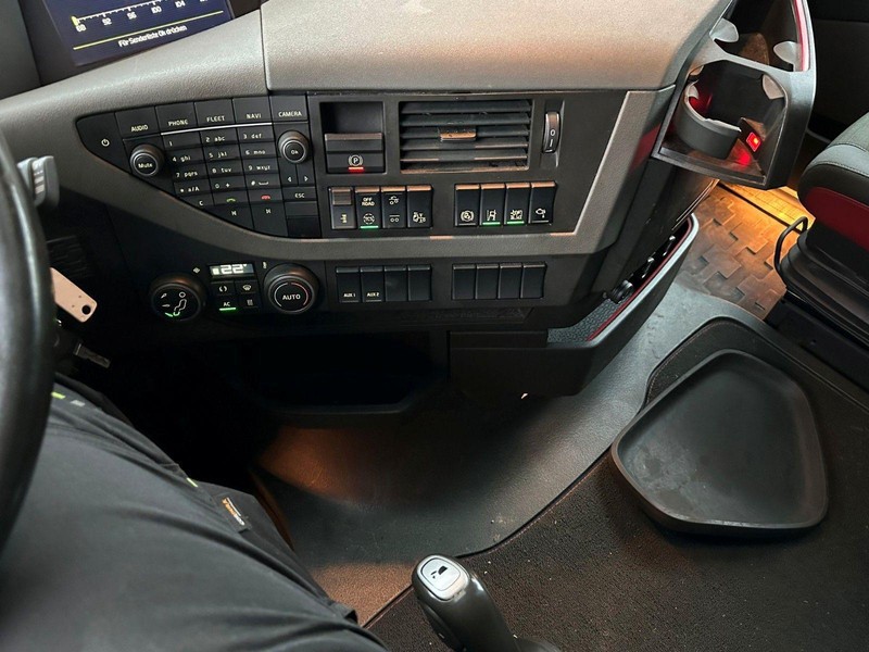 Volvo FH 13 460 + Palfinger PK 18002 - 드롭사이드/ 플랫베드 트럭, 크레인 트럭 : 사진 5 Volvo FH 13 460 + Palfinger PK 18002 - 드롭사이드/ 플랫베드 트럭, 크레인 트럭 : 사진 5