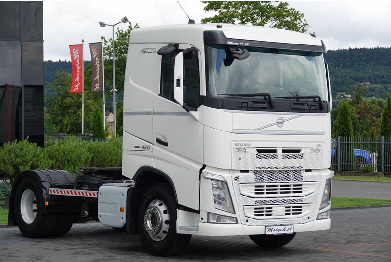 Volvo FH 420 / 13 L / PEŁNY ADR / 2017 ROK / NISKA KABINA / SPROWADZON - 트랙터 유닛 : 사진 1 Volvo FH 420 / 13 L / PEŁNY ADR / 2017 ROK / NISKA KABINA / SPROWADZON - 트랙터 유닛 : 사진 1