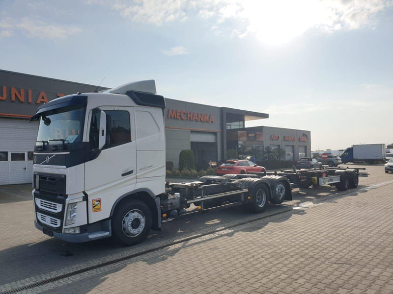 Volvo FH 460 EURO 6 BDF SWAP CHASSIS + TRAILER FLIEGL TWP180 - 캡 새시 트럭 : 사진 1 Volvo FH 460 EURO 6 BDF SWAP CHASSIS + TRAILER FLIEGL TWP180 - 캡 새시 트럭 : 사진 1