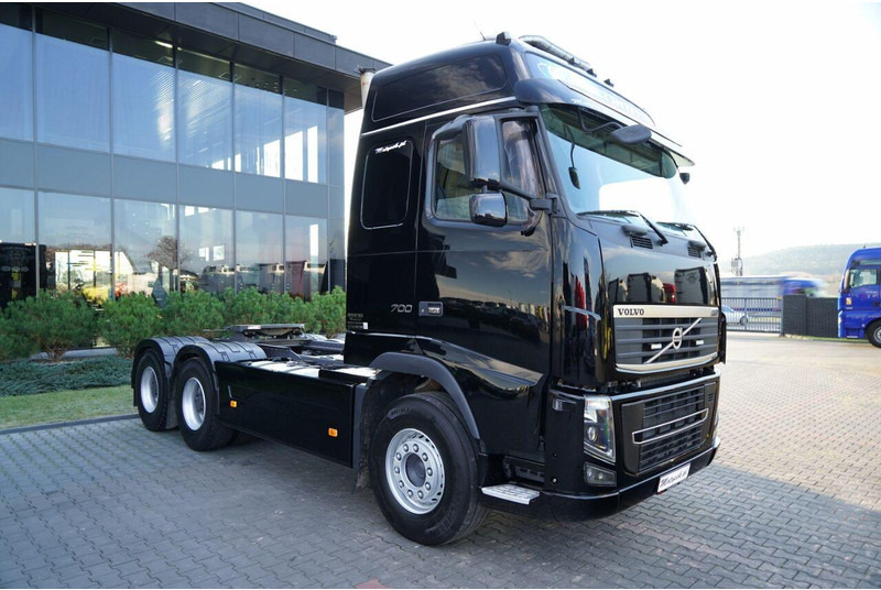 Volvo FH16 / 700 / 6x4 / HYDRAULIKA / RETARDER / 3 OSIOWY CIĄGNIK SIOD - 트랙터 유닛 : 사진 3 Volvo FH16 / 700 / 6x4 / HYDRAULIKA / RETARDER / 3 OSIOWY CIĄGNIK SIOD - 트랙터 유닛 : 사진 3