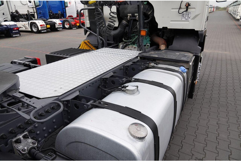 리스 Volvo FM 380 / PEŁNY ADR / MAŁY PRZEBIEG / SPROWADZONY Volvo FM 380 / PEŁNY ADR / MAŁY PRZEBIEG / SPROWADZONY : 사진 17