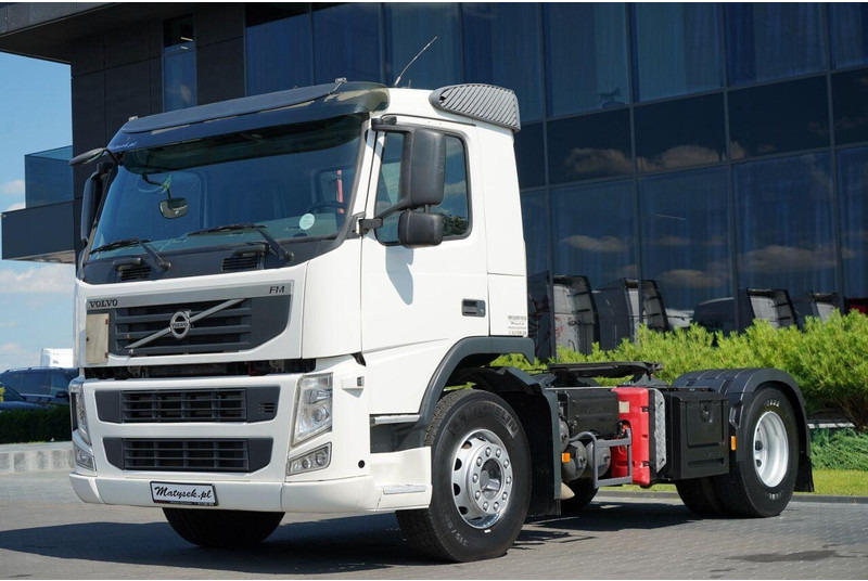Volvo FM 380 / PEŁNY ADR / NISKA KABINA / DZIENNA KABINA / SPROWADZONY - 트랙터 유닛 : 사진 4 Volvo FM 380 / PEŁNY ADR / NISKA KABINA / DZIENNA KABINA / SPROWADZONY - 트랙터 유닛 : 사진 4