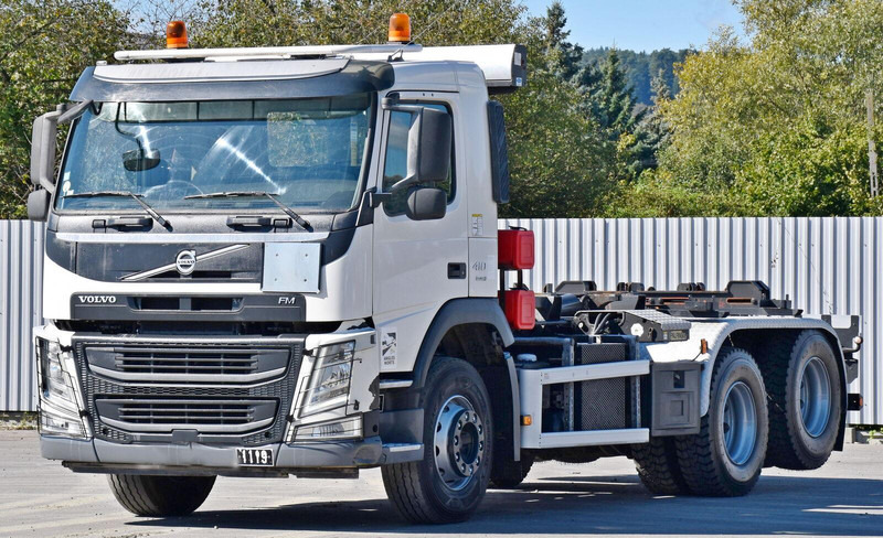 Volvo FM 410 * Abrollkipper * TOPZUSTAND / 6x4 - 후크 리프트 트럭 : 사진 4 Volvo FM 410 * Abrollkipper * TOPZUSTAND / 6x4 - 후크 리프트 트럭 : 사진 4