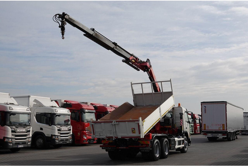 Volvo FMX 370 / 6X4 / WYWROTKA + HDS FASSI F165XP / MAX UDŹWIG 5200KG - 덤프트럭 : 사진 4 Volvo FMX 370 / 6X4 / WYWROTKA + HDS FASSI F165XP / MAX UDŹWIG 5200KG - 덤프트럭 : 사진 4