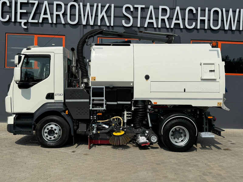 Volvo VOLVO FL 15.250 Euro 6 // zamiatarka dwustronna JOHNSTON VT652 - 거리 청소 차량 : 사진 2 Volvo VOLVO FL 15.250 Euro 6 // zamiatarka dwustronna JOHNSTON VT652 - 거리 청소 차량 : 사진 2