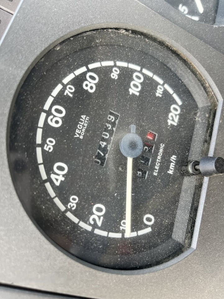 소방차 IVECO 135E24 : 사진 9