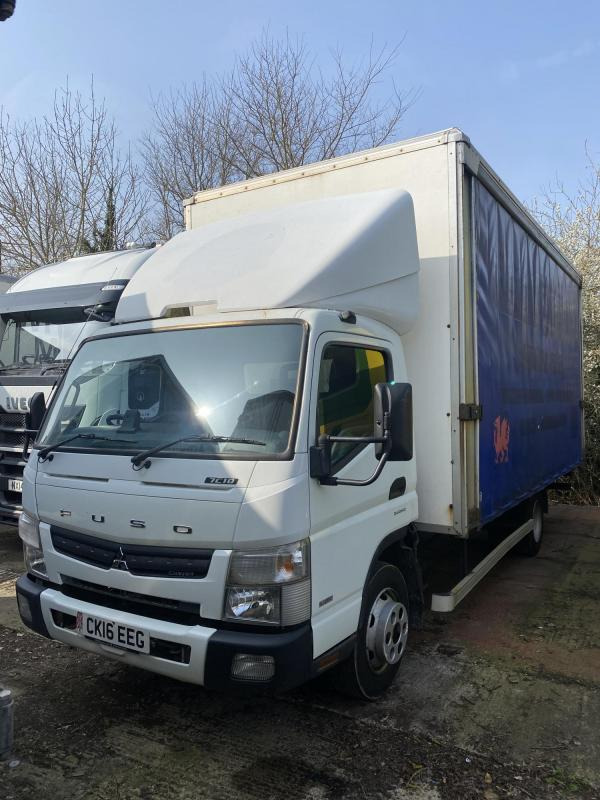 Mitsubishi Canter 7C18 7.5 Ton 18 ft Curtainsider - 커튼사이더 트럭 : 사진 2 Mitsubishi Canter 7C18 7.5 Ton 18 ft Curtainsider - 커튼사이더 트럭 : 사진 2