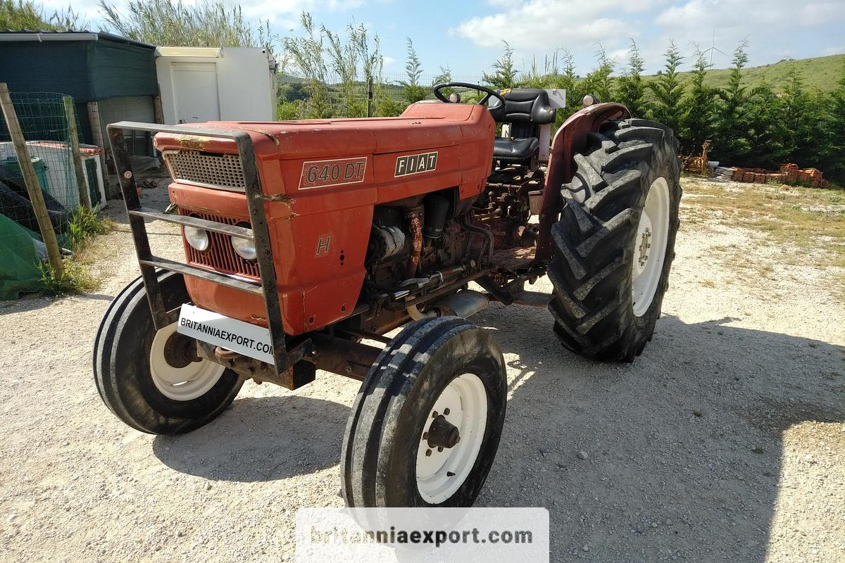 FIAT 640 Farm Tractor with Power Steering - 장궤형 트랙터 : 사진 3 FIAT 640 Farm Tractor with Power Steering - 장궤형 트랙터 : 사진 3