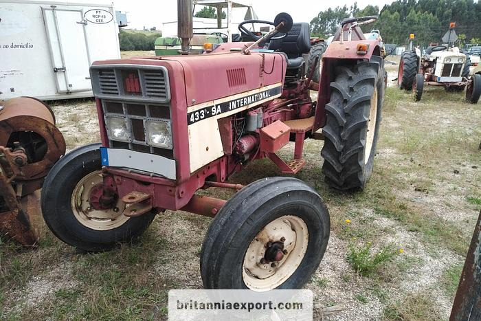 INTERNATIONAL 433 SA Farm Tractor | 2.5L Diesel | 4x2 | Brand New Tyres - 장궤형 트랙터 : 사진 1 INTERNATIONAL 433 SA Farm Tractor | 2.5L Diesel | 4x2 | Brand New Tyres - 장궤형 트랙터 : 사진 1