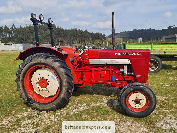 International Harvester McCormick 523 | 2.9 diesel | 3 cylinder | - 농업용 기계 : 사진 1 International Harvester McCormick 523 | 2.9 diesel | 3 cylinder | - 농업용 기계 : 사진 1
