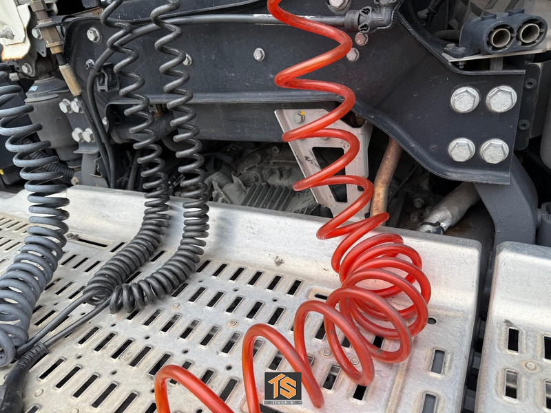 DAF XF 460 FT 2 TANKS - KLIMA - NL TOP TRUCK - 트랙터 유닛 : 사진 4 DAF XF 460 FT 2 TANKS - KLIMA - NL TOP TRUCK - 트랙터 유닛 : 사진 4