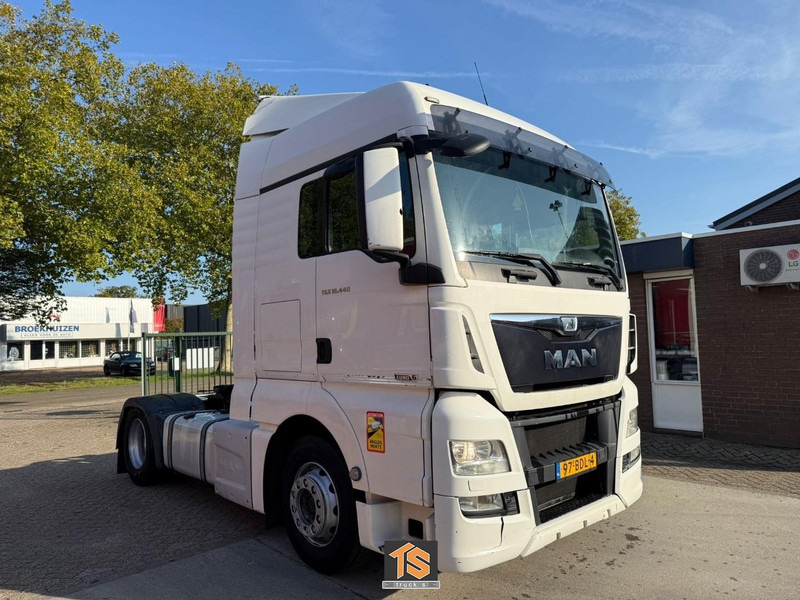 MAN TGX 440 XLX -EURO 6 - AUTOMATIC - 2 TANKS - NL TRUCK - TOP! - 트랙터 유닛 : 사진 4 MAN TGX 440 XLX -EURO 6 - AUTOMATIC - 2 TANKS - NL TRUCK - TOP! - 트랙터 유닛 : 사진 4
