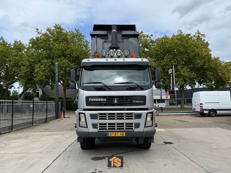 Terberg FM2000-T 8X8 - EURO 5 - AUTOMATIC - KIPPER/TIPPER - NL TRUCK - ISOLATED HARDOX - TOP! - 덤프트럭 : 사진 2 Terberg FM2000-T 8X8 - EURO 5 - AUTOMATIC - KIPPER/TIPPER - NL TRUCK - ISOLATED HARDOX - TOP! - 덤프트럭 : 사진 2