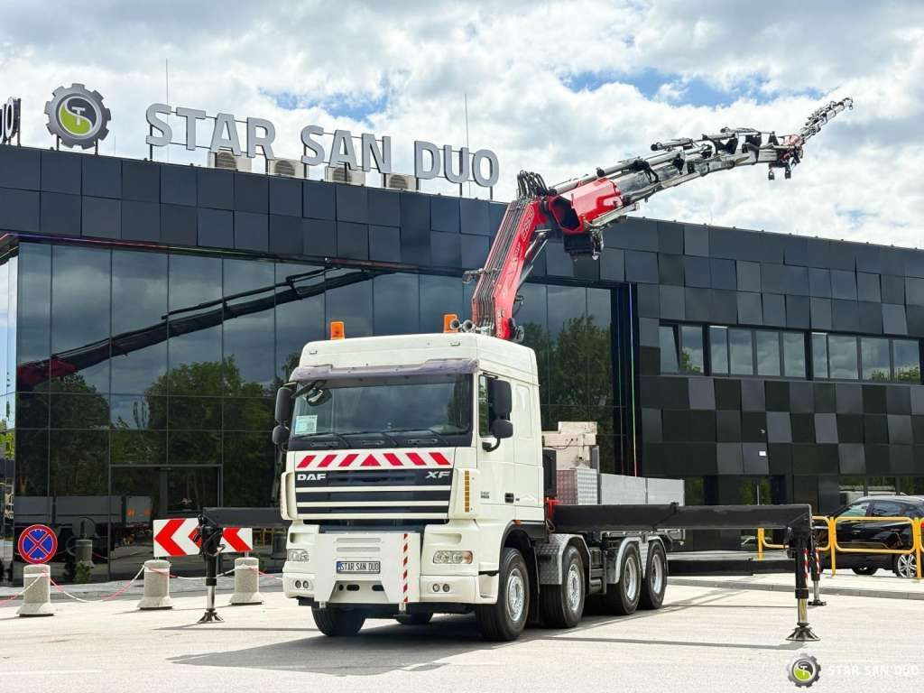 DAF XF 105.510 8x4 FASSI F800 XP Crane Fifth wheel - 크레인 트럭 : 사진 1 DAF XF 105.510 8x4 FASSI F800 XP Crane Fifth wheel - 크레인 트럭 : 사진 1