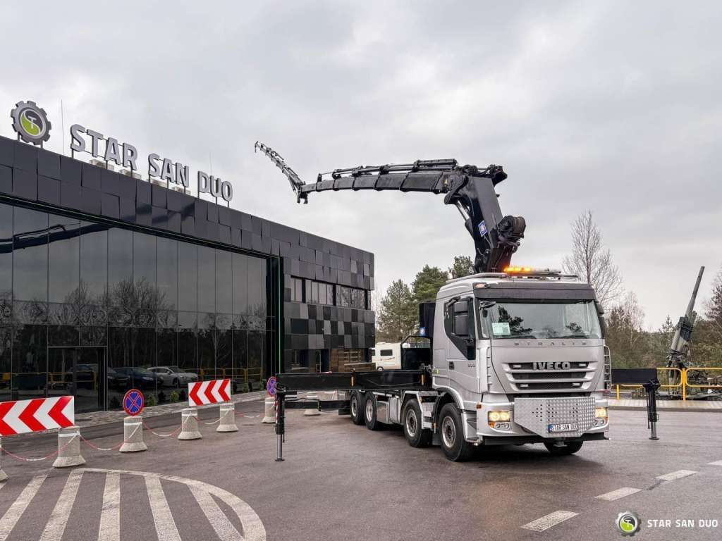 Iveco STRALIS AS320S50Y 8x2 HMF 8520-0K6 FLY JIB Winc - 크레인 트럭 : 사진 1 Iveco STRALIS AS320S50Y 8x2 HMF 8520-0K6 FLY JIB Winc - 크레인 트럭 : 사진 1