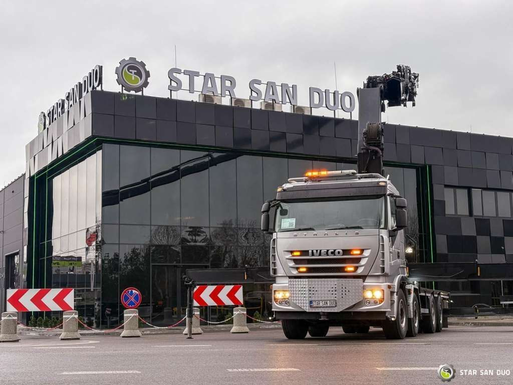 Iveco STRALIS AS320S50Y 8x2 HMF 8520-0K6 FLY JIB Winc - 크레인 트럭 : 사진 4 Iveco STRALIS AS320S50Y 8x2 HMF 8520-0K6 FLY JIB Winc - 크레인 트럭 : 사진 4