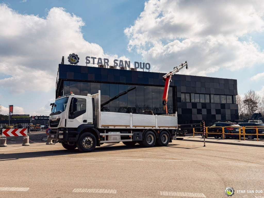 Iveco TRAKKER 450 6x4 PALFINGER PK 18502 SH Rotator - 크레인 트럭 : 사진 5 Iveco TRAKKER 450 6x4 PALFINGER PK 18502 SH Rotator - 크레인 트럭 : 사진 5